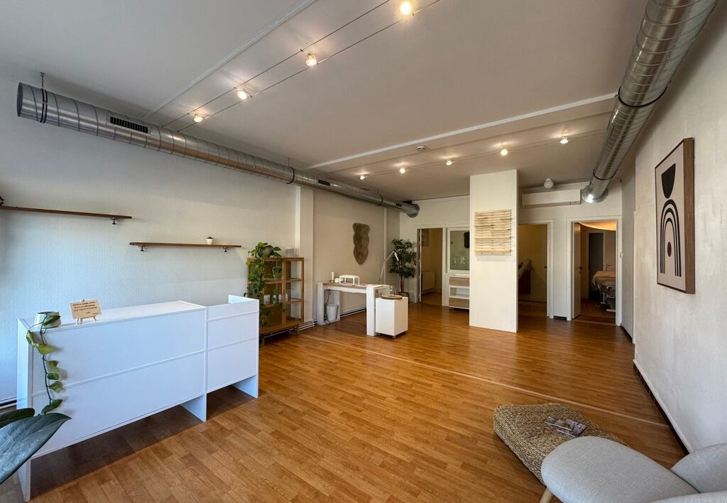 Commercieel gelijkvloers te huur in Zemst