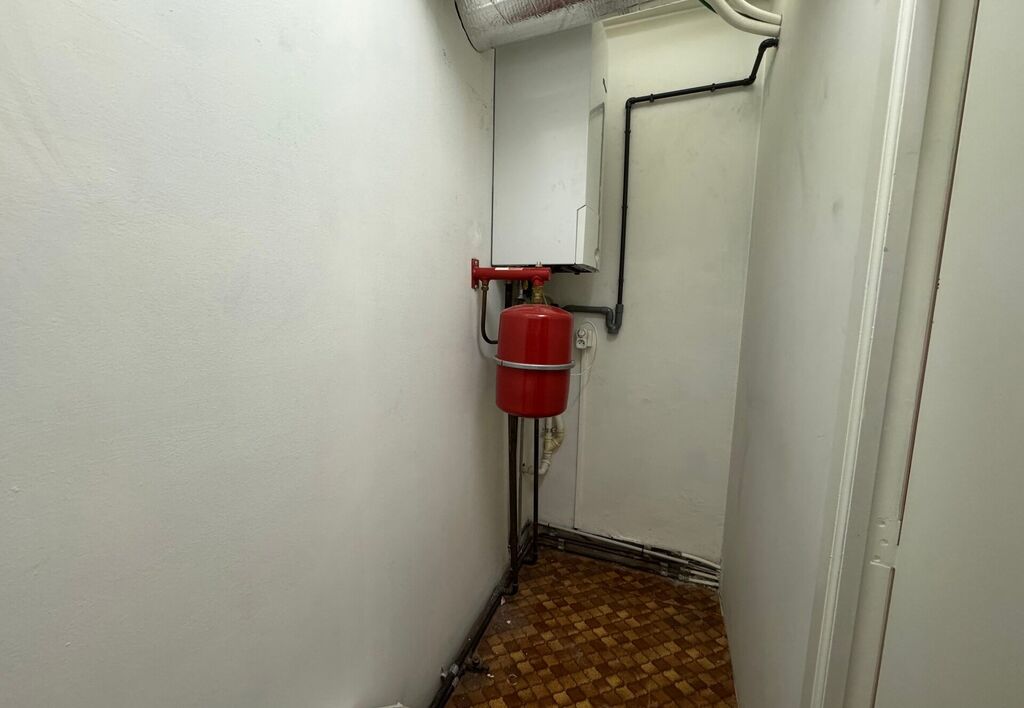 Commercieel gelijkvloers te huur in Zemst