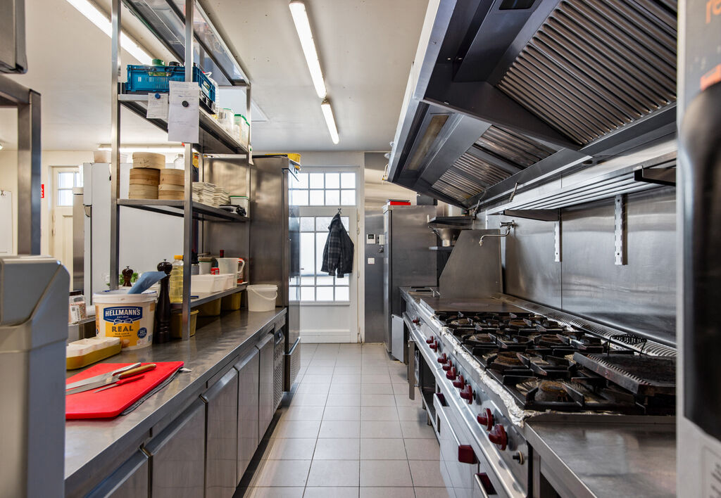 Gebouw voor gemengd gebruik te koop in Zemst