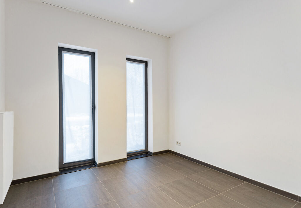 Gelijkvloerse verd. + tuin te koop in Machelen