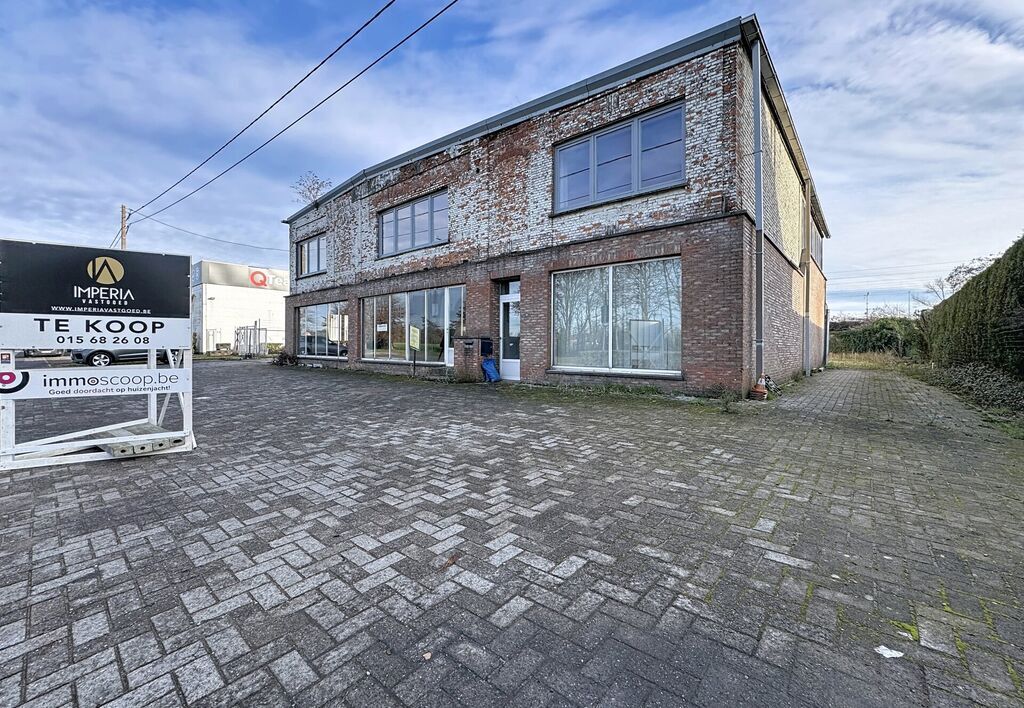 Industrieel gebouw te koop in Zemst