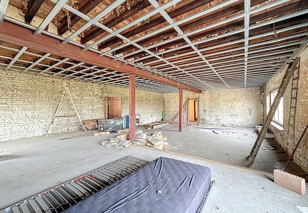 Industrieel gebouw te koop in Zemst