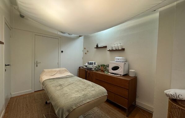 Commercieel gelijkvloers te huur in Zemst