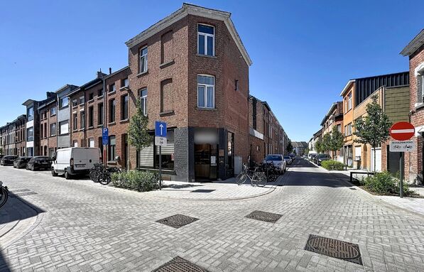 Commercieel gelijkvloers te koop in Mechelen